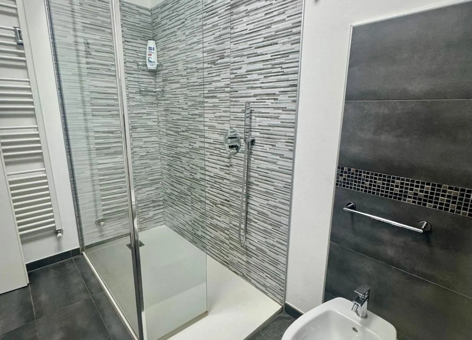 Apartment Casa Alessio - Elegante Appartamento Nel Cuore Di Cesano Maderno