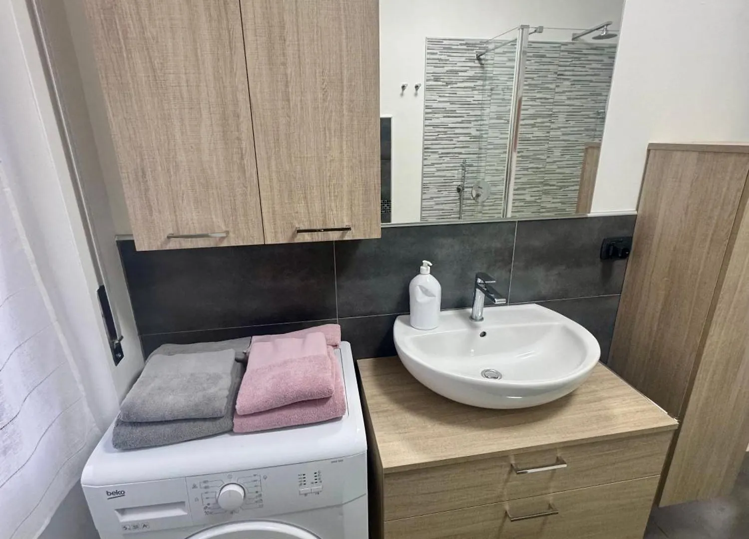 Casa Alessio - Elegante Appartamento Nel Cuore Di Cesano Maderno