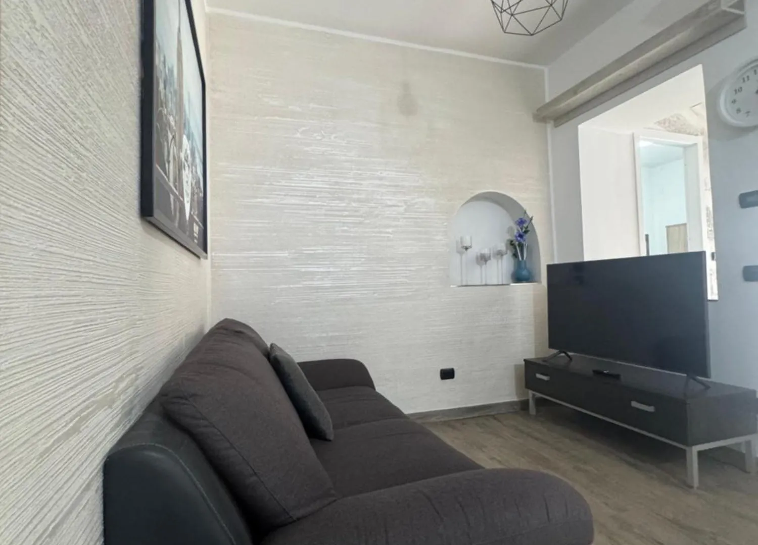 Casa Alessio - Elegante Appartamento Nel Cuore Di Cesano Maderno Italy